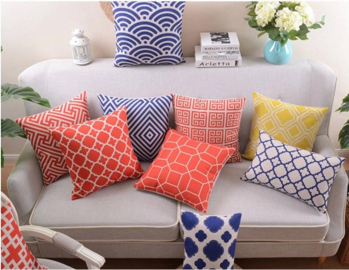 ​Декоративные подушки способны легко и незаметно изменить дизайн и настроение всего помещения.